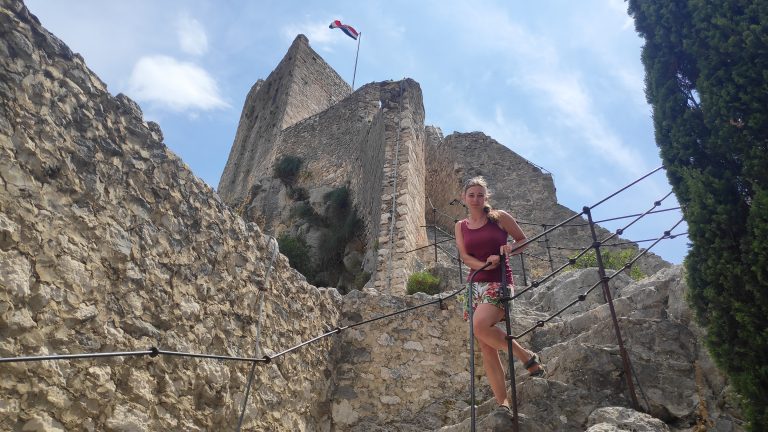 Omiš – pirackie miasto w środku chorwackiej riwiery